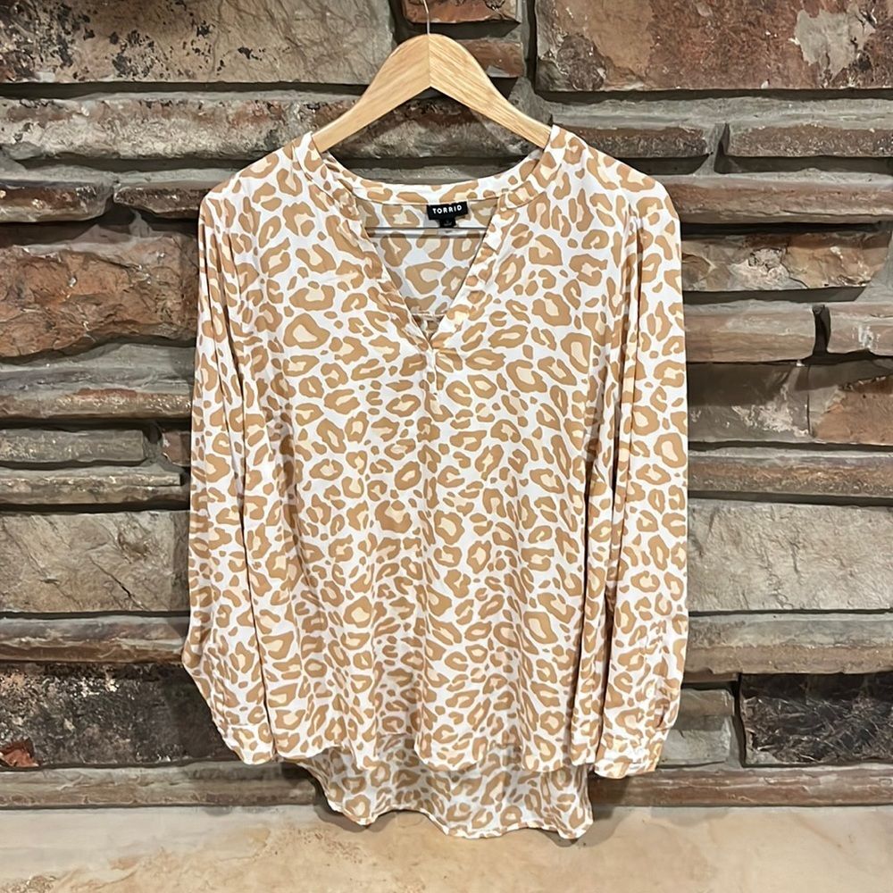 Torrid Leopard Print V-neck Chiffon High Low Blouse